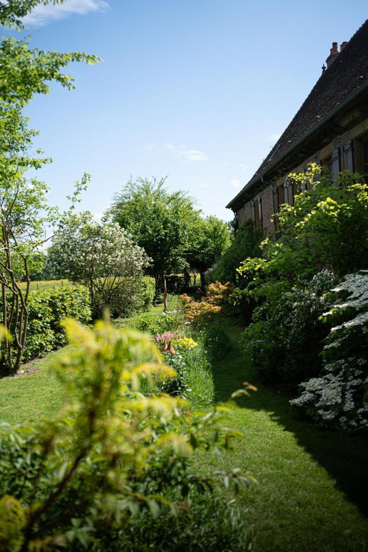 Les Jardins Des Soussilanges Acomodação com café da manhã Céron Exterior foto